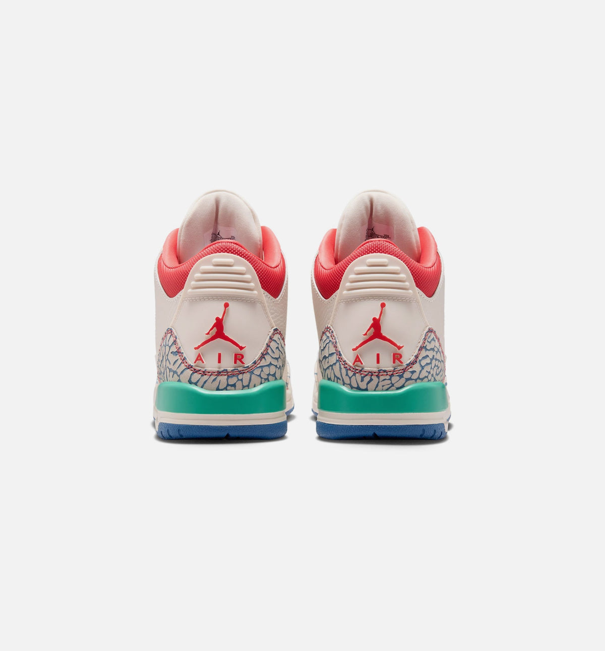 Air Jordan 3 Retro Play Your Way – Grade School Lifestyle Shoe in Chalk/Track Red/True Blue/Kinetic Green