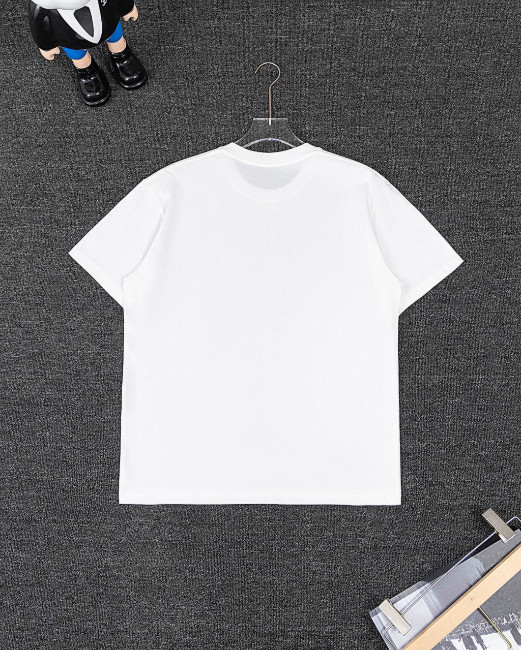 Amiri Angel Art Graphic Short‑Sleeve T‑Shirt & Drawstring Shorts Two‑Piece Set