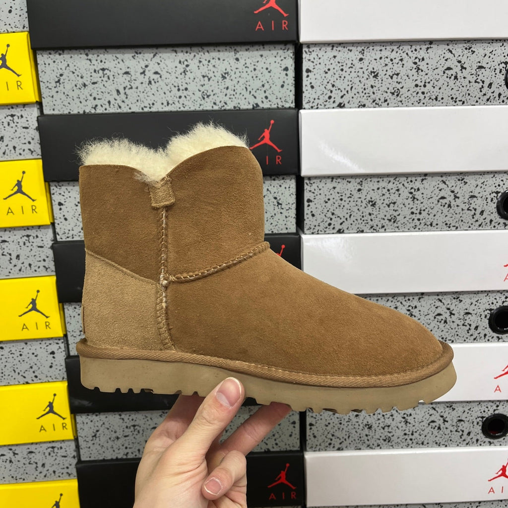 UGG Classic Mini Pull-On Boot – Suede Ankle Boot with Shearling Cuff & Tonal Outsole in Chestnut