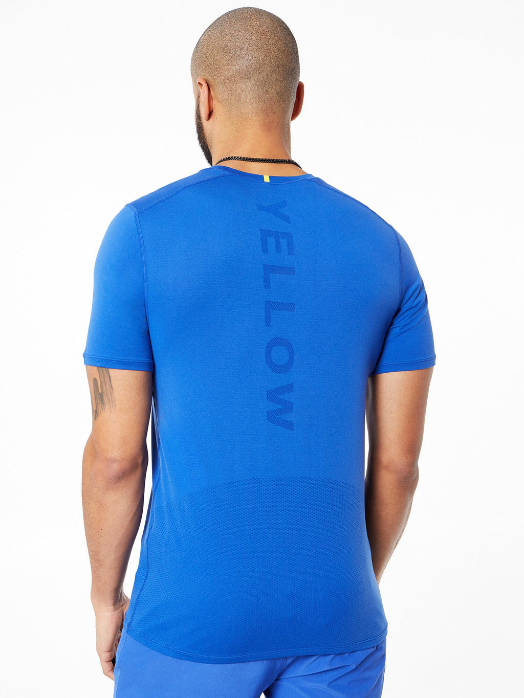 BREEZE SEAMLESS TEE