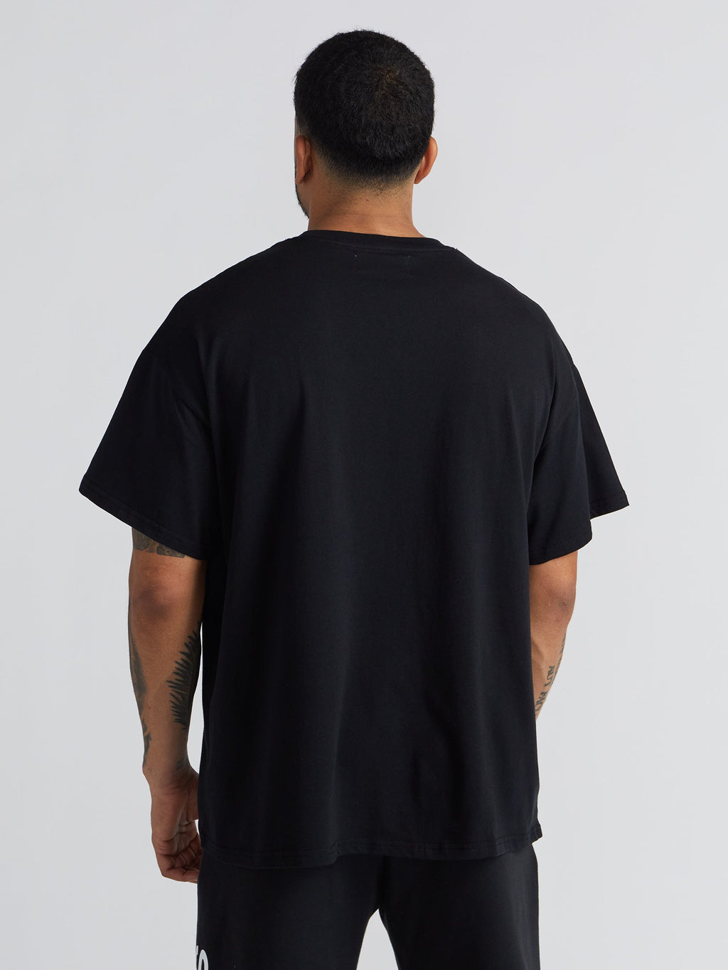 RUBY CORE BLACK POCKET TEE