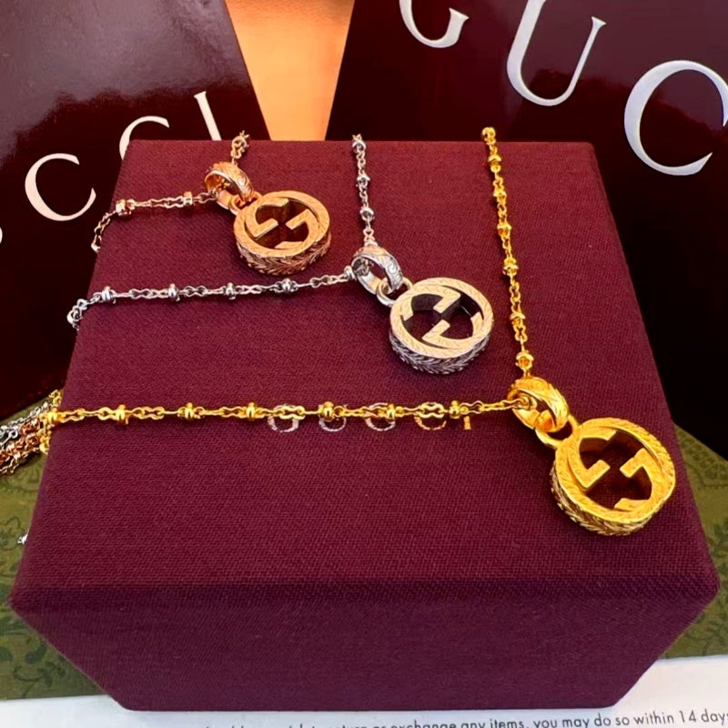 Gucci Patterned Figure 8 Necklace