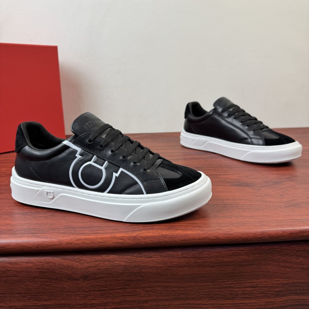 Ferragamo Men's Low-Top Sneakers