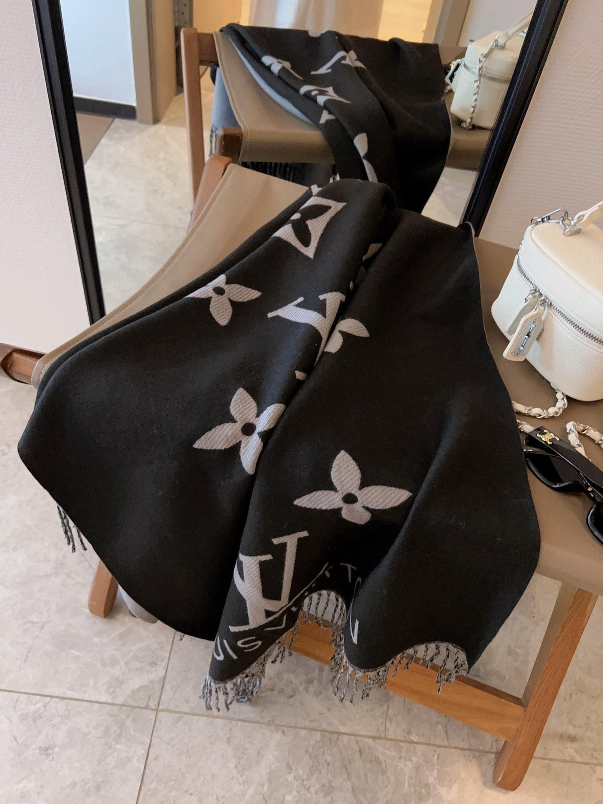 Louis Vuitton Fringed Monogram Scarf Shawl